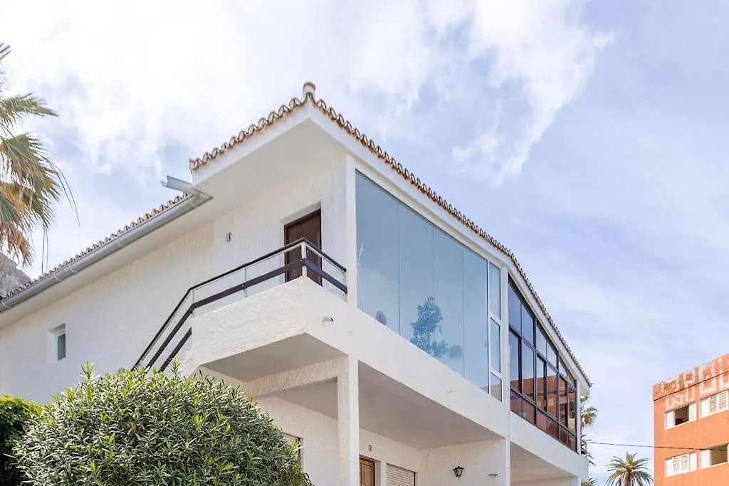 Apartment Coastal Vista: Retreat In Nature Bajamar
