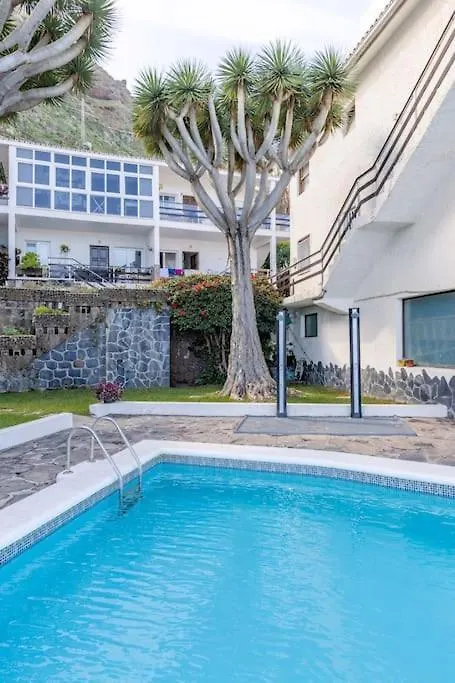 Coastal Vista: Retreat In Nature Bajamar  0*, Bajamar (La Laguna)