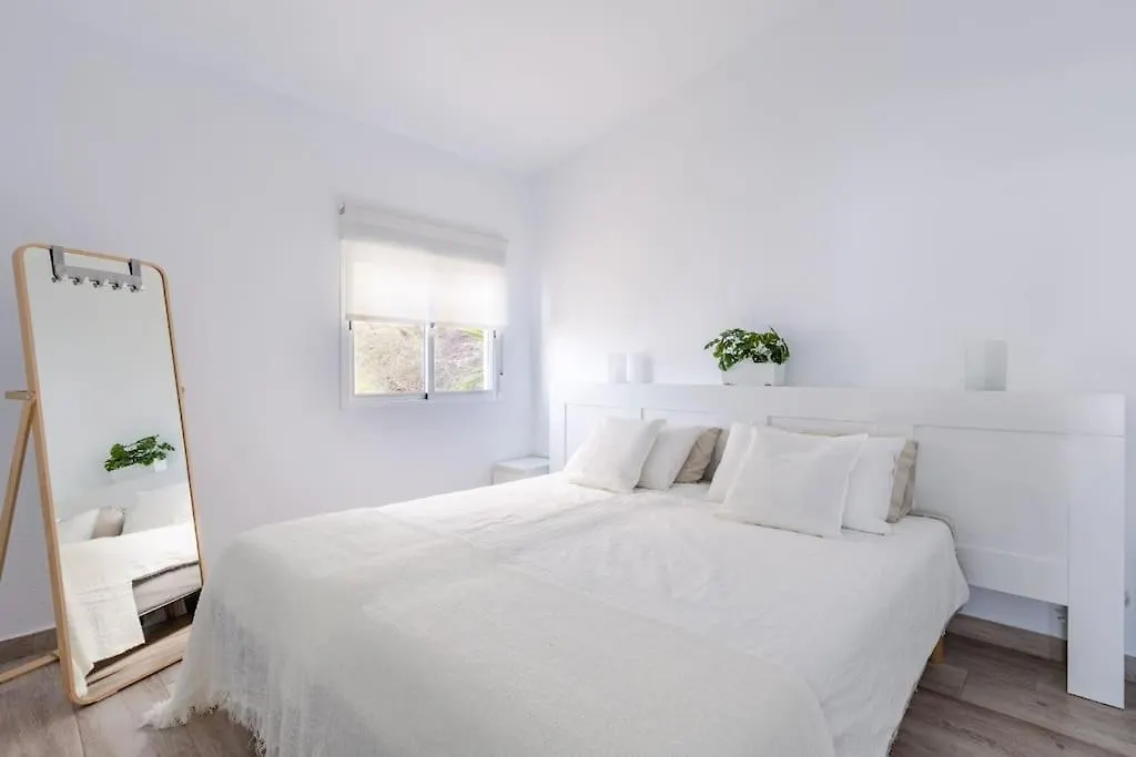 Apartment Coastal Vista: Retreat In Nature Bajamar  Spain