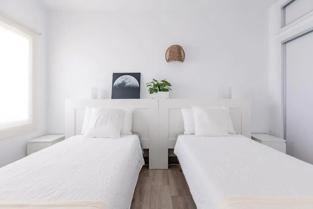 Coastal Vista: Retreat In Nature Bajamar
